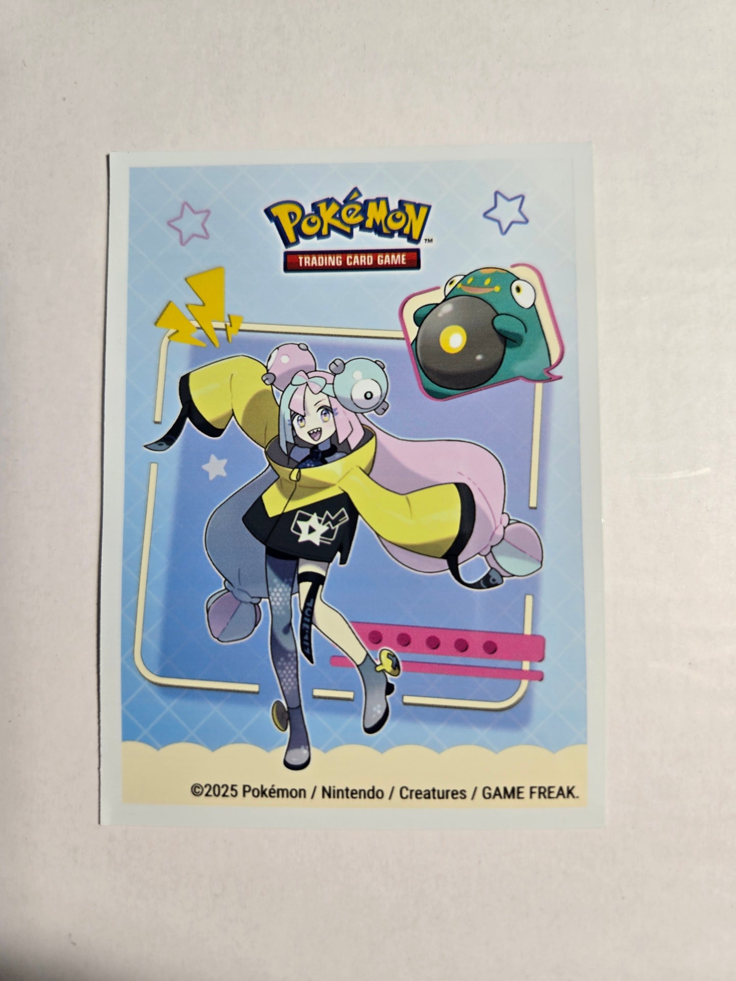 Ultra Pro Apex Pokémon Iono & Bellibolt Deck Protector Sleeves - 30 Count