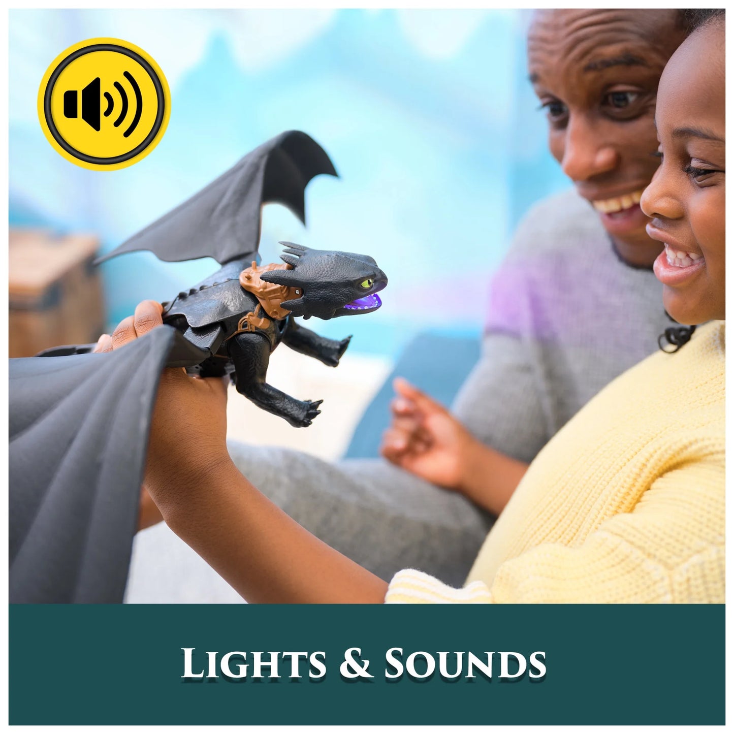 DreamWorks Dragons Ultimate Plasma Blast Toothless Figure with 15-Inch Wingspan