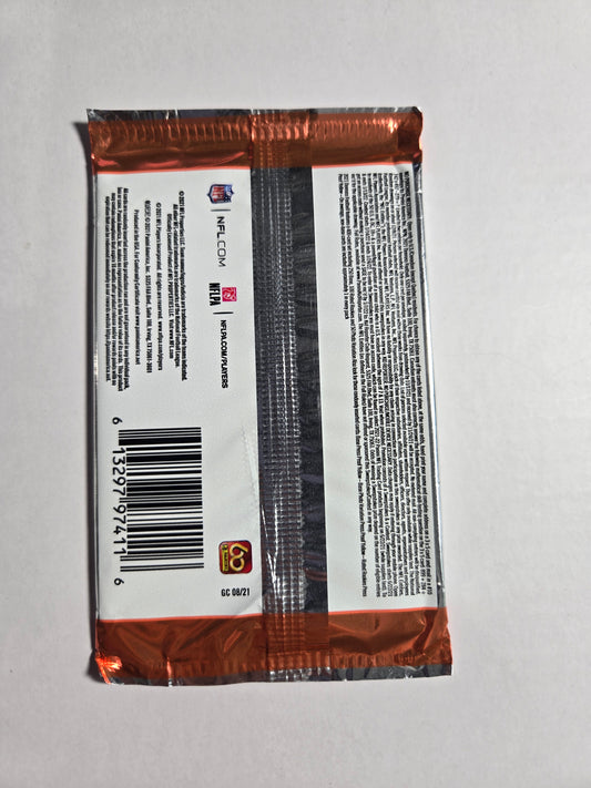 2021 Panini Donruss Football Single Pack – 5 Cards - single item listing, image for visual reference only