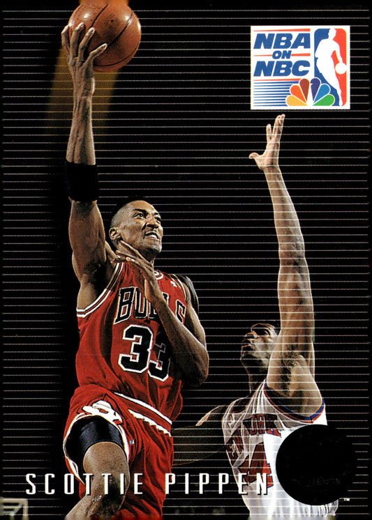 1993-94 SkyBox Premium #16 Scottie Pippen